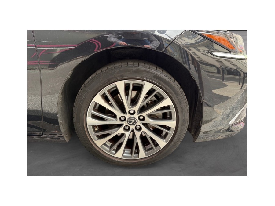 LEXUS d'occasion ES 300H LUXE de 2021 Paris 15 (75)﻿