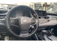 LEXUS d'occasion ES 300H LUXE de 2021 Paris 15 (75)﻿