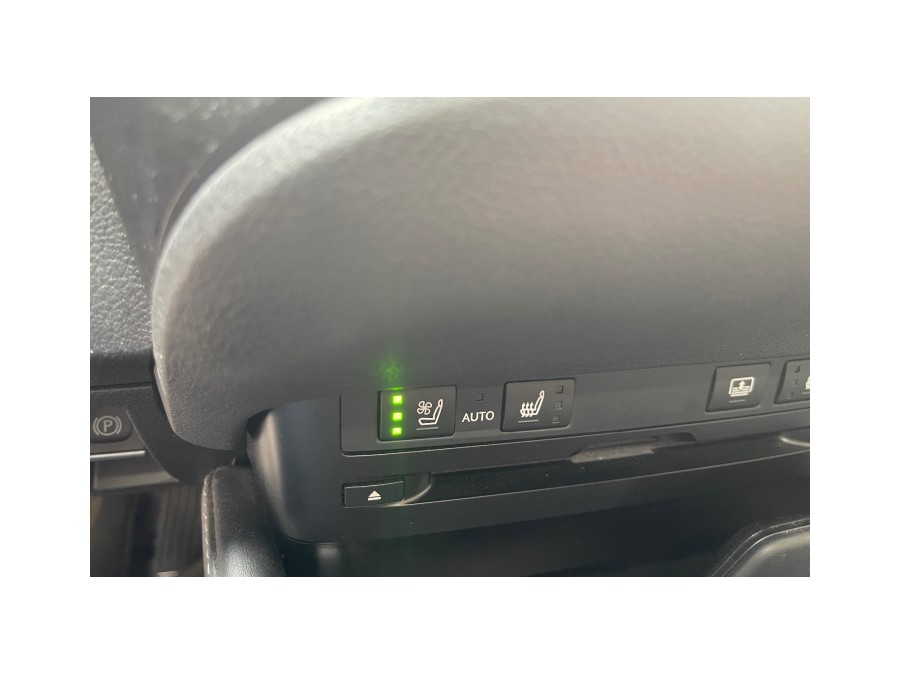 LEXUS d'occasion ES 300H LUXE de 2021 Paris 15 (75)﻿