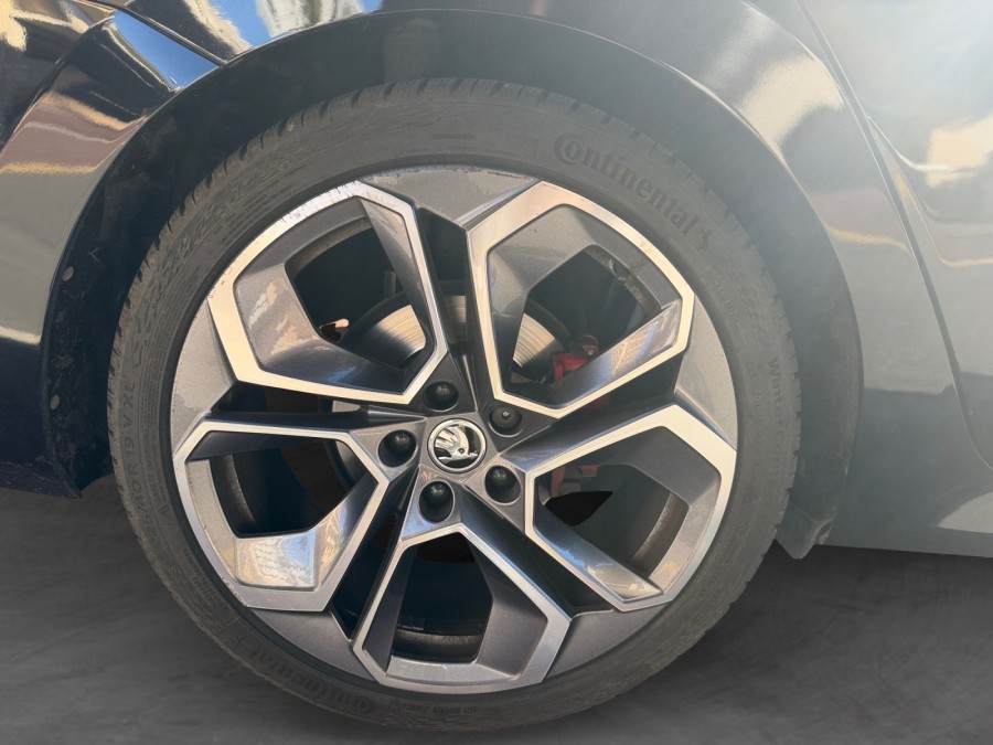 SKODA d'occasion OCTAVIA COMBI 2.0 TDI 200 RS DSG de 2021 Cannes (06)﻿