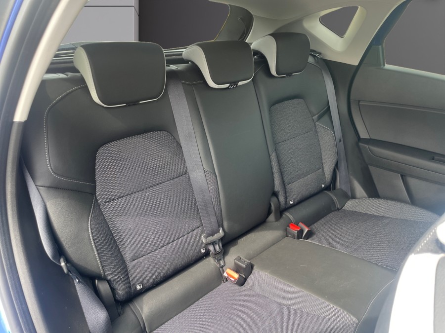 RENAULT d'occasion CAPTUR 1.6 E-TECH 145 CH ENGINEERED de 2023 Royan