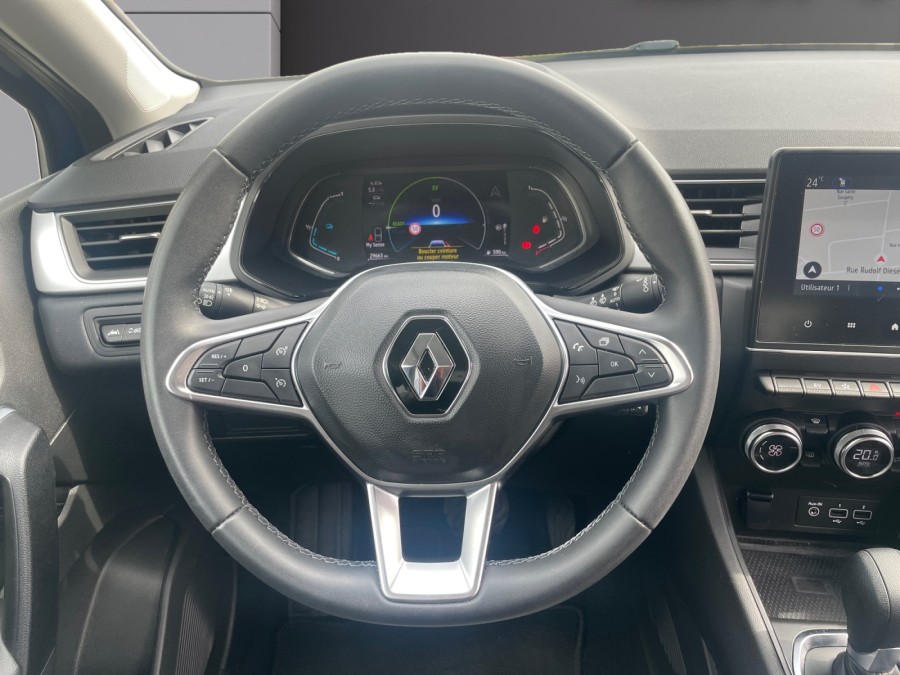 RENAULT d'occasion CAPTUR 1.6 E-TECH 145 CH ENGINEERED de 2023 Royan