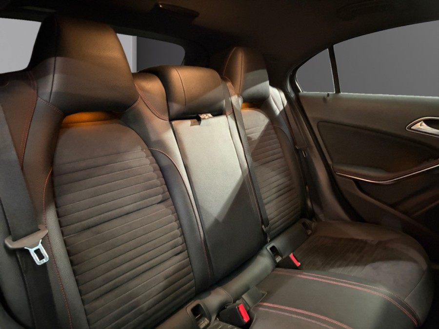 MERCEDES d'occasion CLASSE A A200 D BUSINESS EXECUTIVE 7G-DCT de 2017