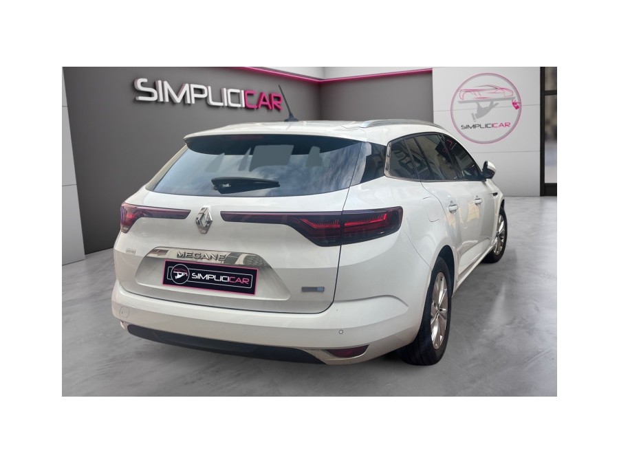 RENAULT d'occasion MEGANE ESTATE E-TECH PLUG-IN 160 BUSINESS de 2021