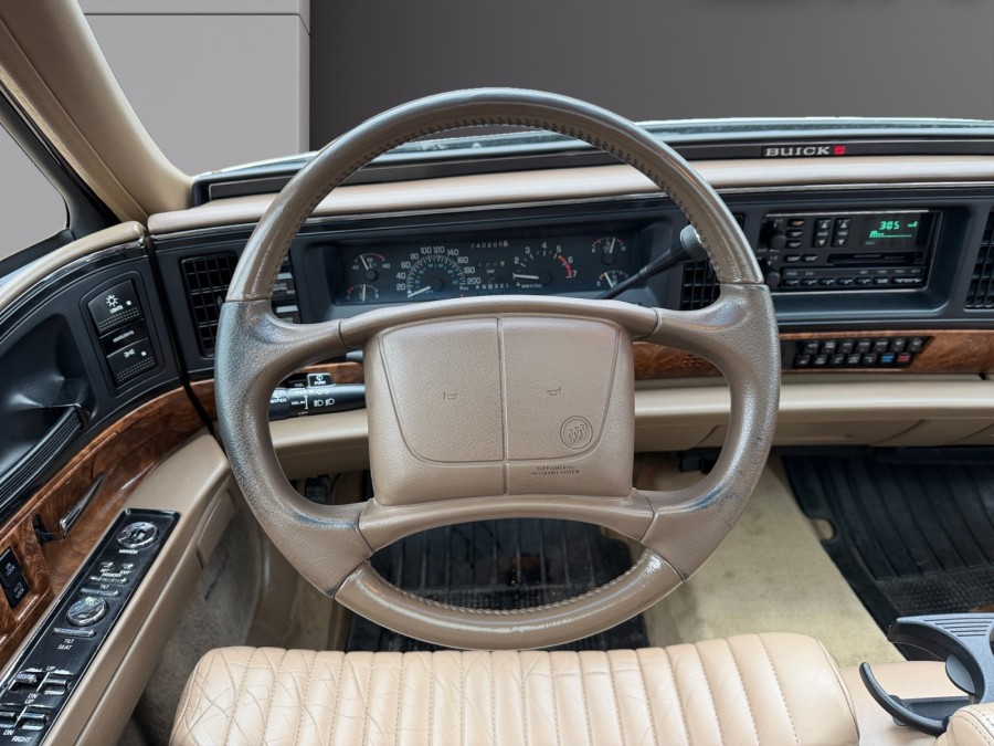 BUICK d'occasion PARKAVENUE V6 3.8 de 1994 Orleans (45)﻿