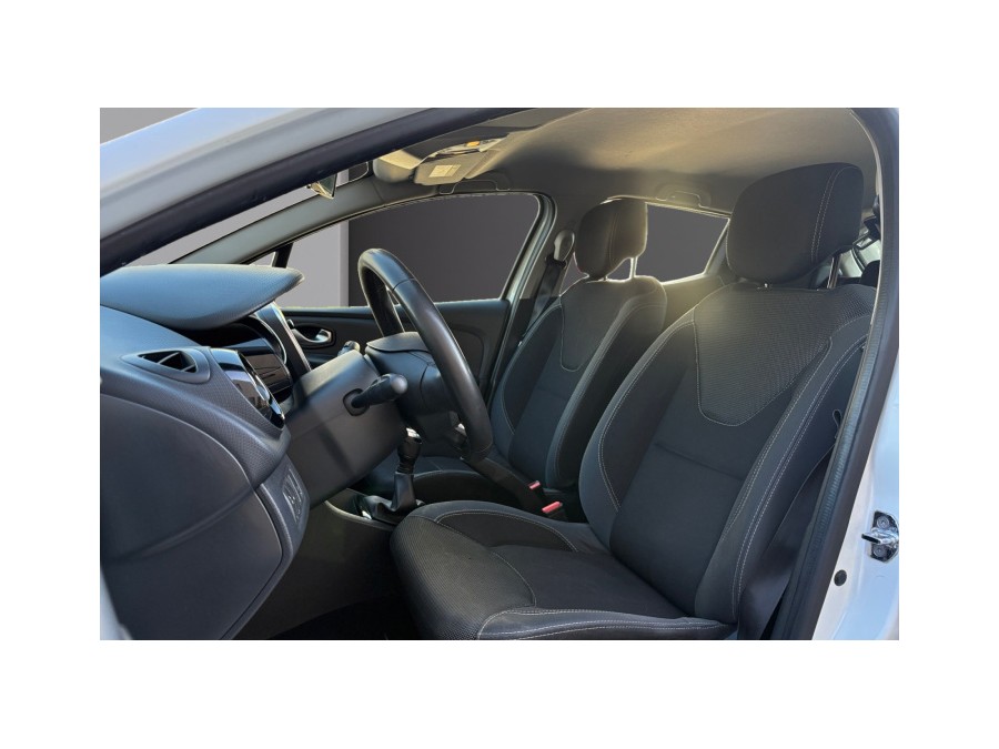 RENAULT d'occasion CLIO TCE 90 GENERATION de 2018 Lyon Nord (69)﻿