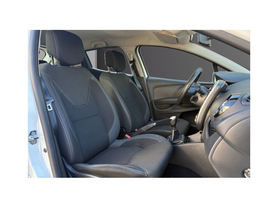 RENAULT d'occasion CLIO TCE 90 GENERATION de 2018 Lyon Nord (69)﻿