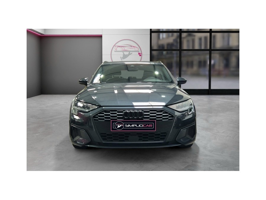 AUDI d'occasion A3 1.6 TDI 110 ATTRACTION QUATTRO de 2022 Lyon Ouest