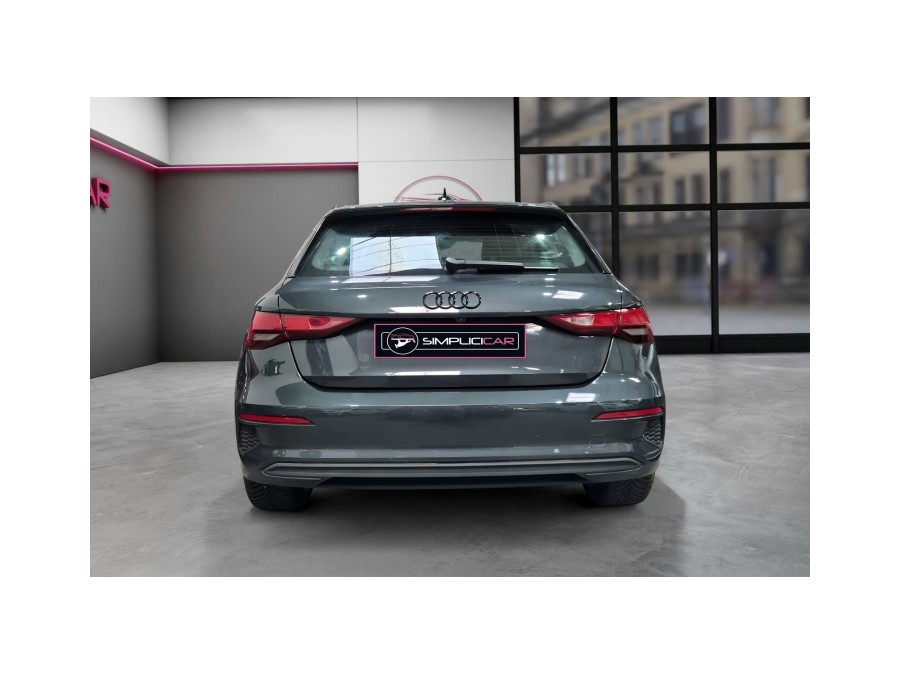 AUDI d'occasion A3 1.6 TDI 110 ATTRACTION QUATTRO de 2022 Lyon Ouest