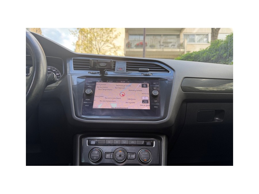 VOLKSWAGEN d'occasion TIGUAN 2.0 TDI 150 4X2 DSG PH2 de 2017 Paris 15