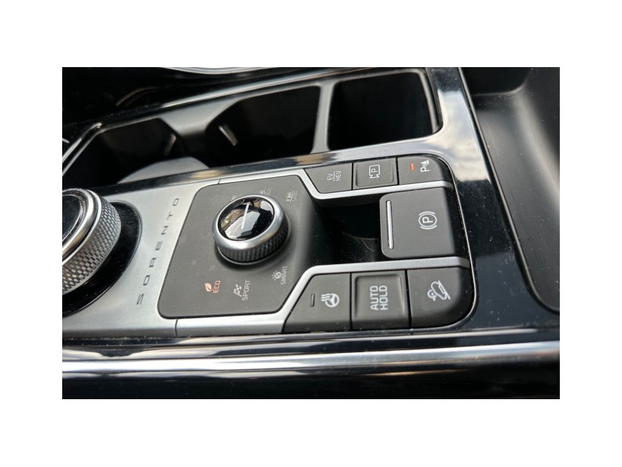 KIA d'occasion SORENTO 1.6 T-GDI HYBRIDE RECHARGEABLE ACTIVE 7P de