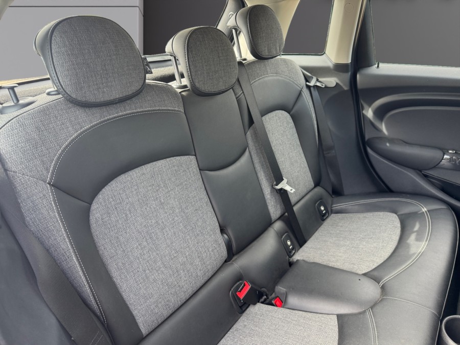 MINI d'occasion MINI ONE 102 ch Edition Blackfriars de 2018 Evreux