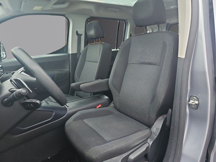 PEUGEOT d'occasion RIFTER 1.5 BLUE HDI 130 ALLURE de 2019 Le Puy en