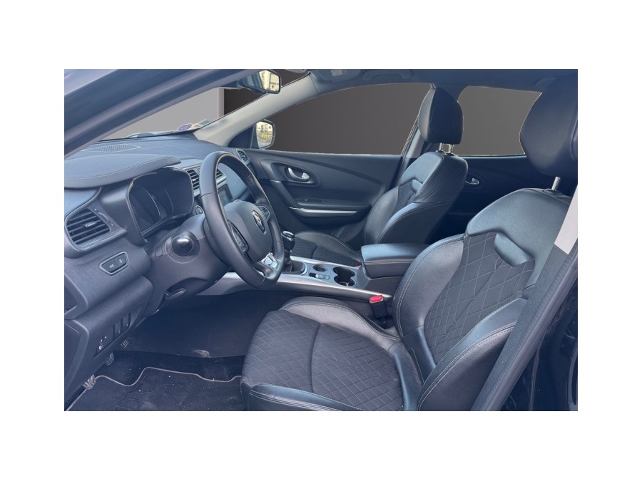 RENAULT d'occasion KADJAR 1.3 TCE 140 INTENS de 2021 La Ciotat (13)﻿
