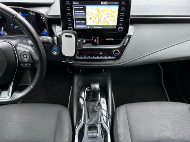 Toyota corolla touring sports hybride pro my21 pro hybride 122h dynamic business  stage hybrid academy/garantie 12......