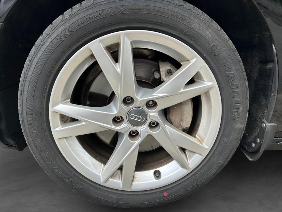 AUDI d'occasion A4 AVANT 2.0 TDI 190 S TRONIC de 2018 Andrezieux (42)﻿