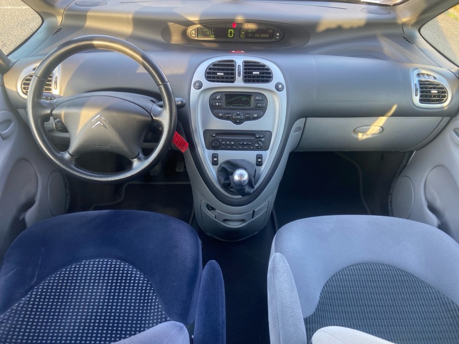 CITROEN d'occasion XSARA PICASSO 1.6 HDI 110 EXCLUSIVE de 2010 Brest