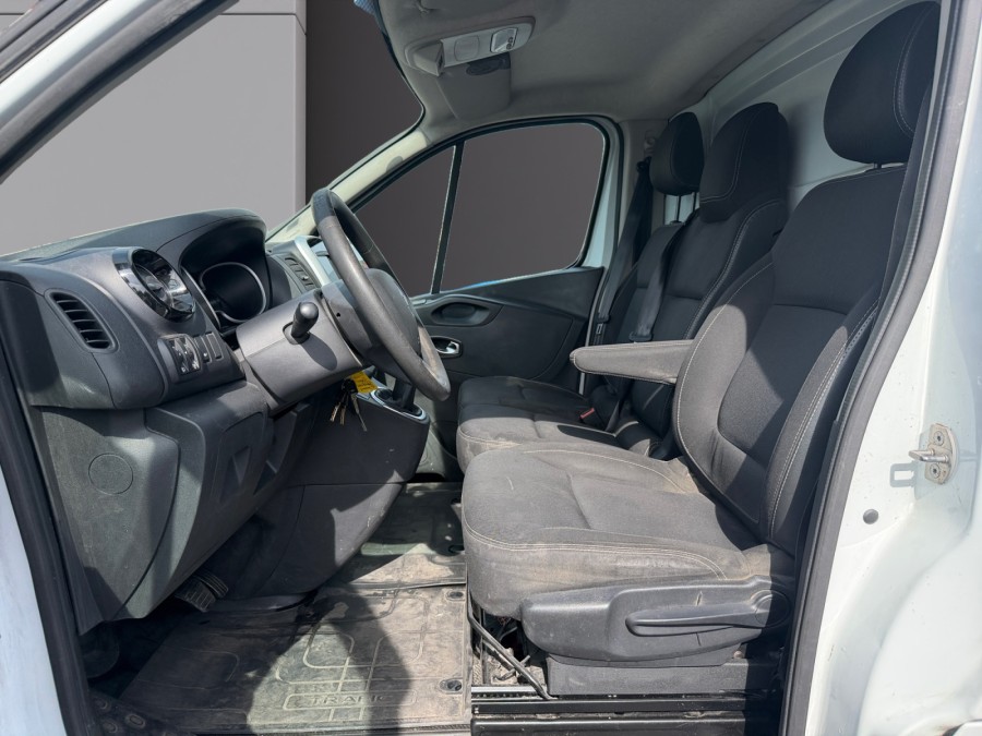 RENAULT d'occasion TRAFIC L1H1 3T 2.0 BLUE DCI 150 EXTRA de 2020