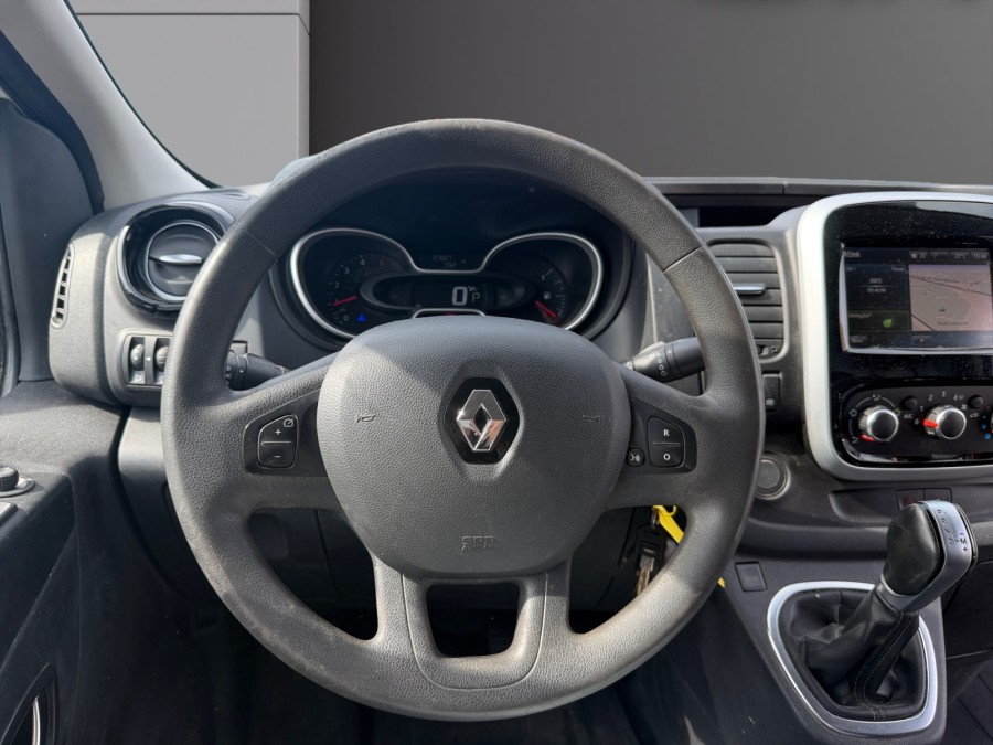 RENAULT d'occasion TRAFIC L1H1 3T 2.0 BLUE DCI 150 EXTRA de 2020