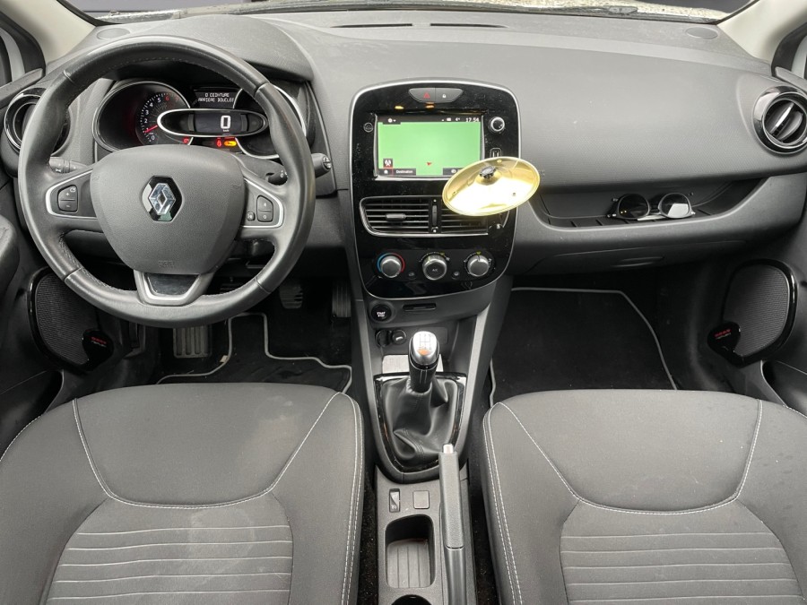 RENAULT d'occasion CLIO 1.2 16V 75 Limited de 2017 Genevois (74)﻿