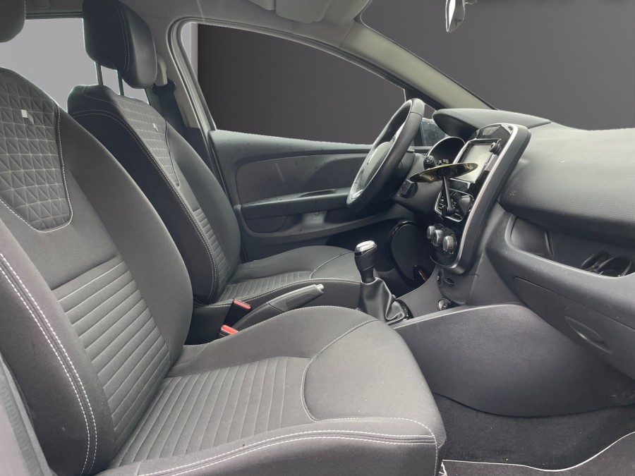 RENAULT d'occasion CLIO 1.2 16V 75 Limited de 2017 Genevois (74)﻿