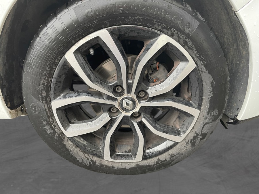 RENAULT d'occasion CLIO 1.2 16V 75 Limited de 2017 Genevois (74)﻿