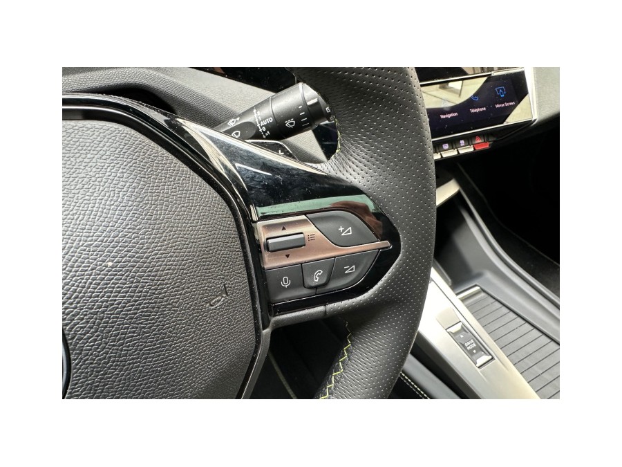 PEUGEOT d'occasion 308 1.6 PHEV 180 ALLURE E-EAT de 2022 Paris 15