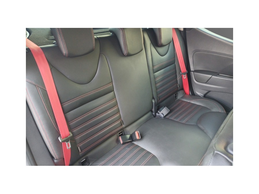 RENAULT d'occasion CLIO RS 18 220 EDC RS TROPHY de 2018 La Ciotat