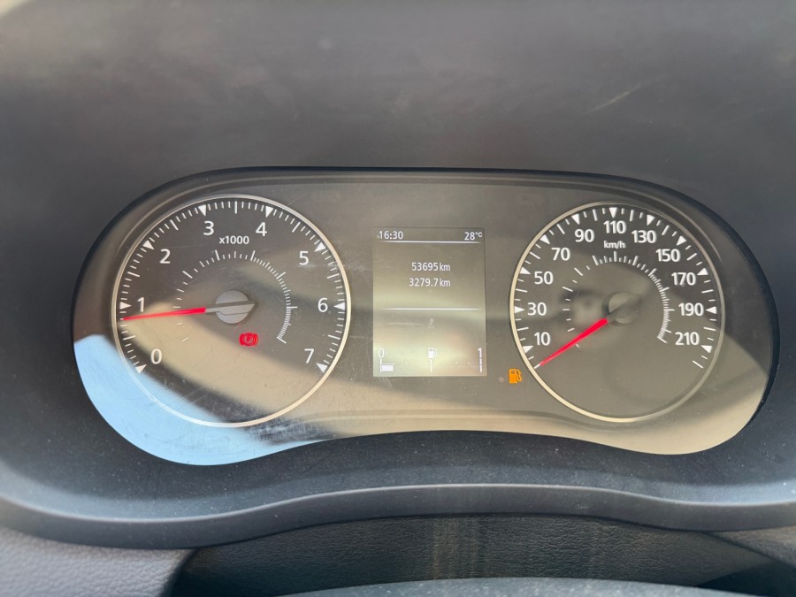 NISSAN d'occasion NV400 L3H2 3.5T 2.3 DCI 150 ACENTA de 2024 Lyon