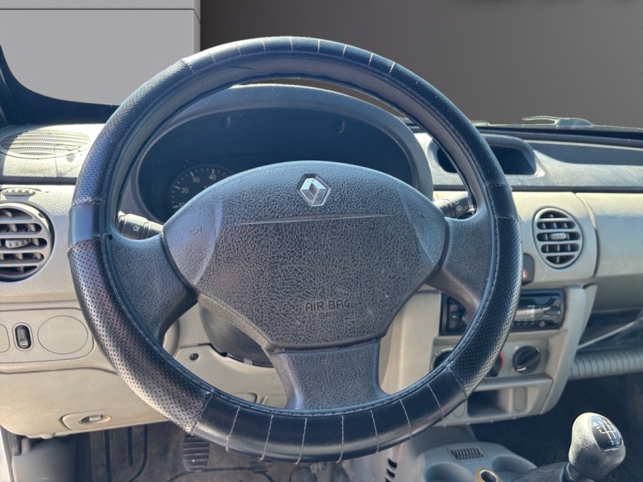 RENAULT d'occasion KANGOO CAMPUS 1.2 16V 75 de 2010 Frejus (83)﻿