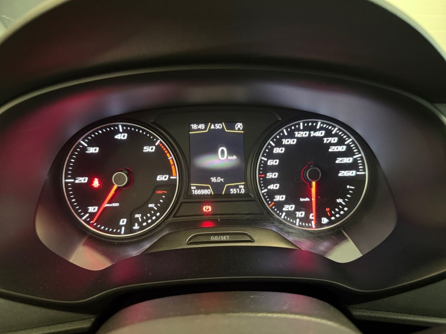 SEAT d'occasion LEON 2.0 TDI 150 FR de 2015 Andrezieux (42)﻿