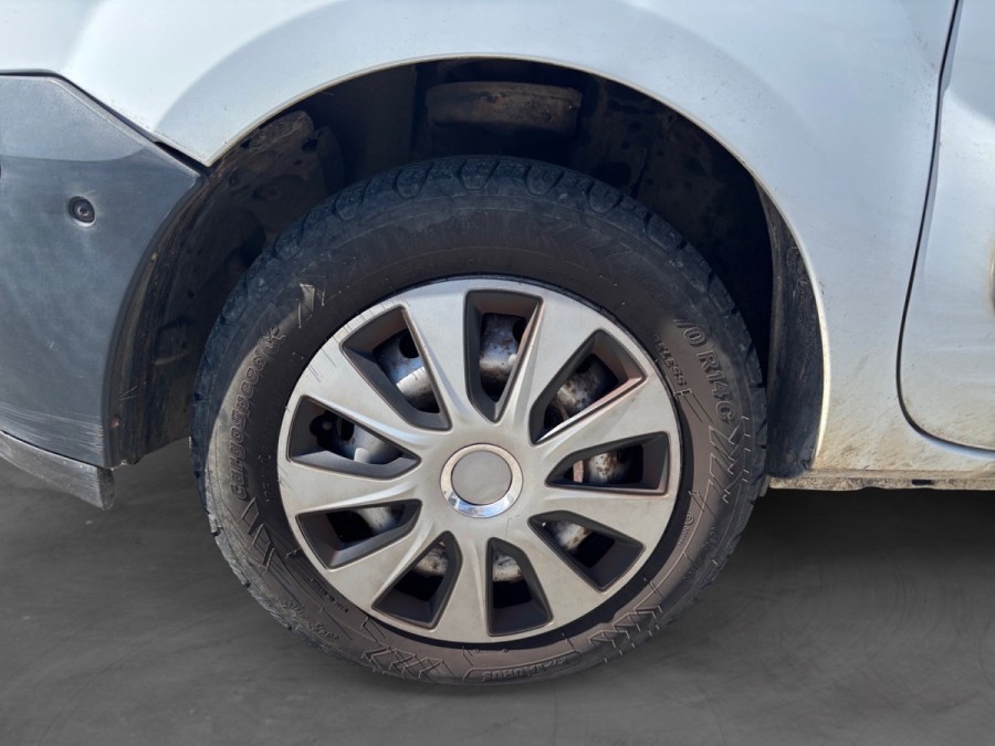 RENAULT d'occasion KANGOO CAMPUS 1.2 16V 75 de 2010 Frejus (83)﻿