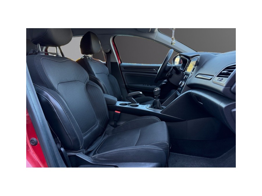 RENAULT d'occasion MEGANE TCE 100 ZEN de 2016 La Ciotat (13)﻿