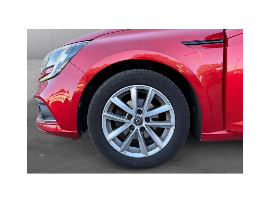 RENAULT d'occasion MEGANE TCE 100 ZEN de 2016 La Ciotat (13)﻿