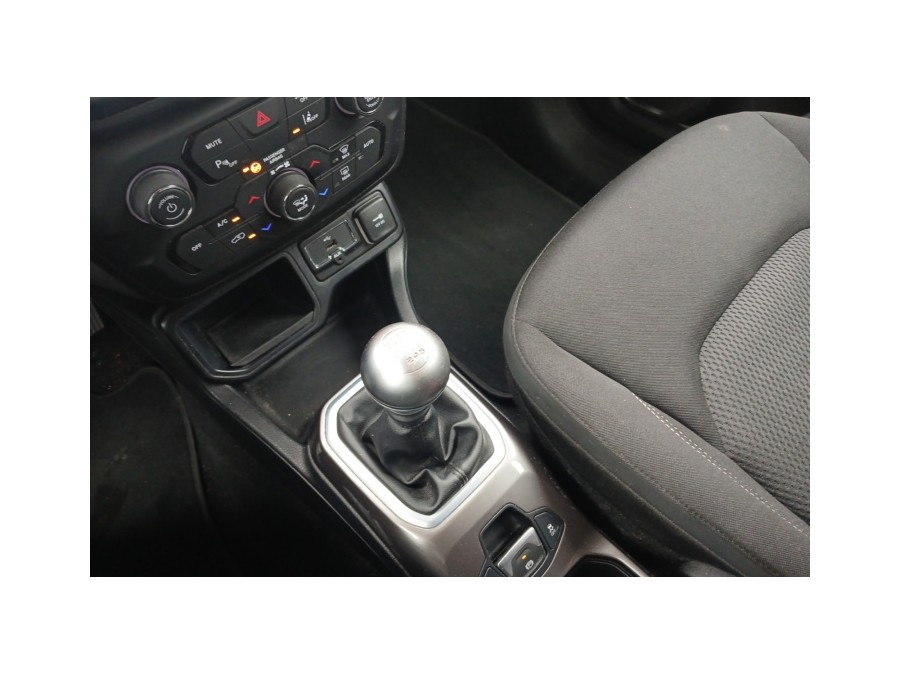 JEEP d'occasion RENEGADE 1.6 MULTIJET 120 LIMITED de 2018 La Ciotat