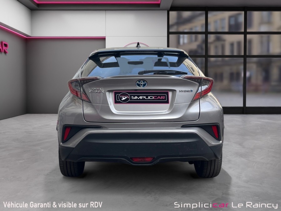 TOYOTA d'occasion C-HR 122H GRAPHIC de 2017 Le Raincy (93)﻿