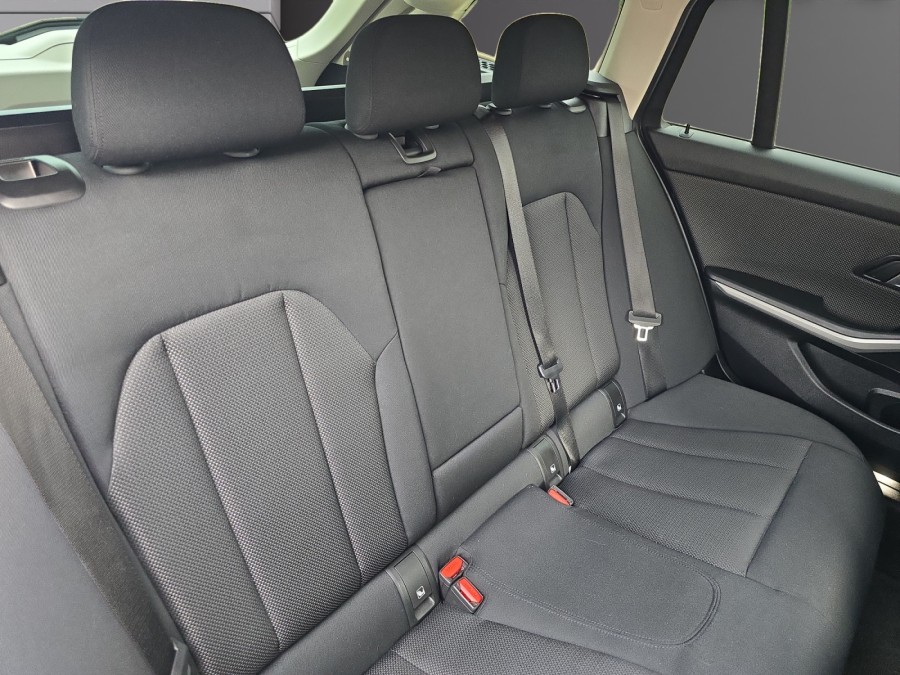 BMW d'occasion SERIE 3 330 E de 2022 Vichy (03)﻿