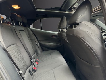 Toyota corolla hybride 122h collection toit ouvrant/ camera de recul / garantie 12 mois occasion paris 17ème (75)(porte...