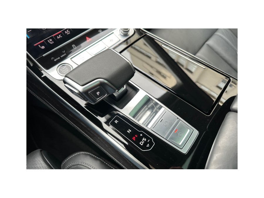 AUDI d'occasion A8 60 TFSI-E QUATTRO TIPTRONIC PH2 de 2022 Paris 15