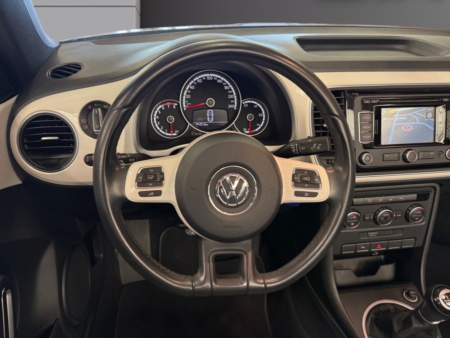 VOLKSWAGEN d'occasion NEW CABRIOLET 1.2 TSI COCCINELLE de 2013 Saint