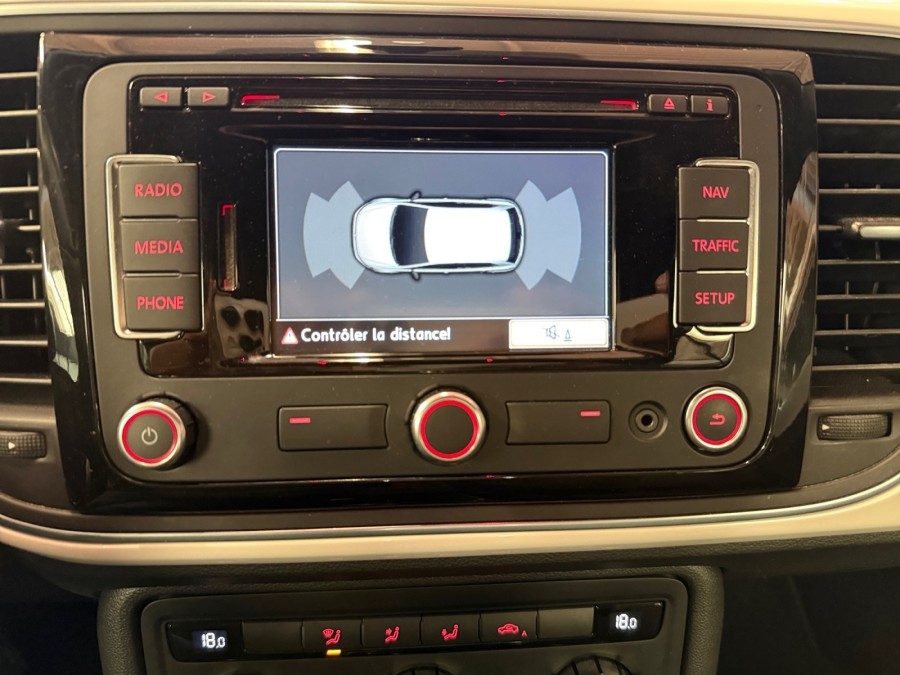 VOLKSWAGEN d'occasion NEW CABRIOLET 1.2 TSI COCCINELLE de 2013 Saint