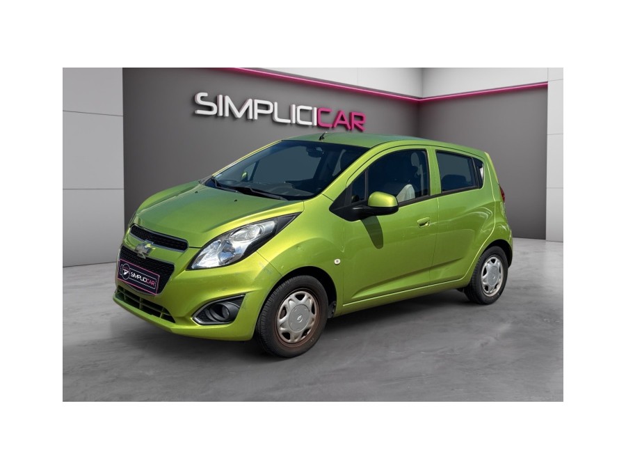 CHEVROLET d'occasion SPARK 1.0 68 de 2014 La Ciotat (13)﻿