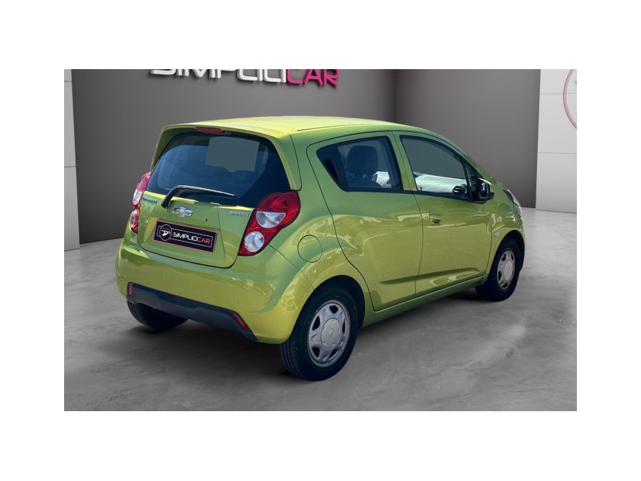 CHEVROLET d'occasion SPARK 1.0 68 de 2014 La Ciotat (13)﻿