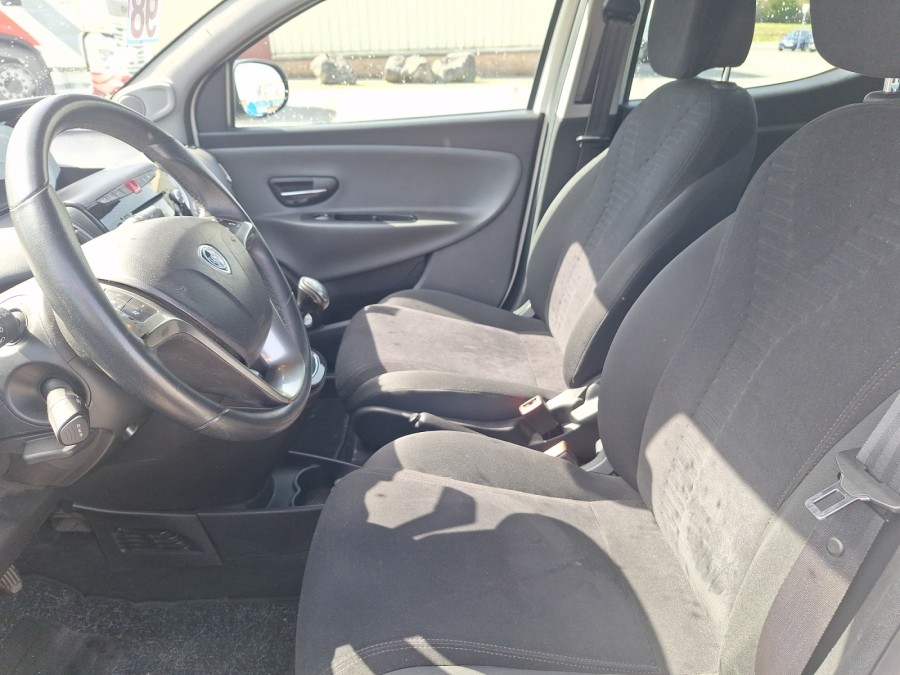 LANCIA d'occasion YPSILON 1.2 69 GOLD de 2013 Arras (62)﻿