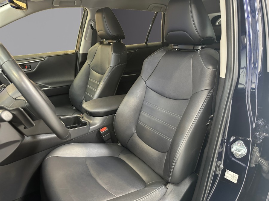 TOYOTA d'occasion RAV4 HYBRIDE 218 2WD de 2022 Lorient (56)﻿