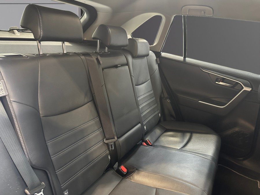 TOYOTA d'occasion RAV4 HYBRIDE 218 2WD de 2022 Lorient (56)﻿