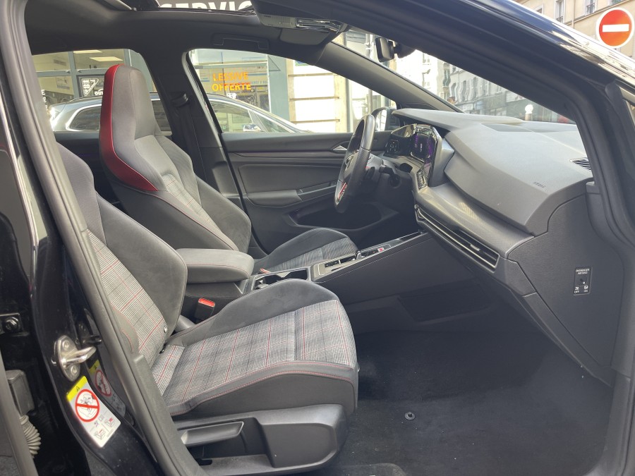 VOLKSWAGEN d'occasion GOLF 2.0 TSI 245 GTI DSG de 2022 Paris 15 (75)﻿