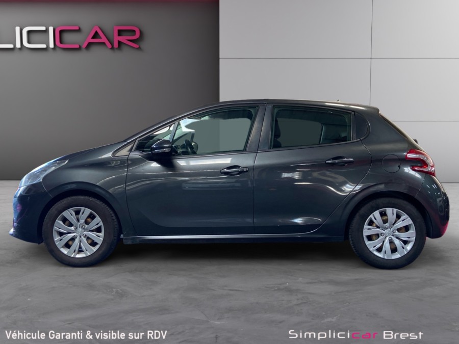 PEUGEOT d'occasion 208 1.2 PURE TECH 82 STYLE de 2015 Brest (29)﻿