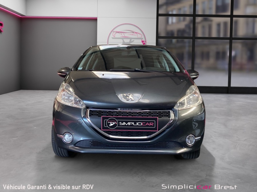 PEUGEOT d'occasion 208 1.2 PURE TECH 82 STYLE de 2015 Brest (29)﻿