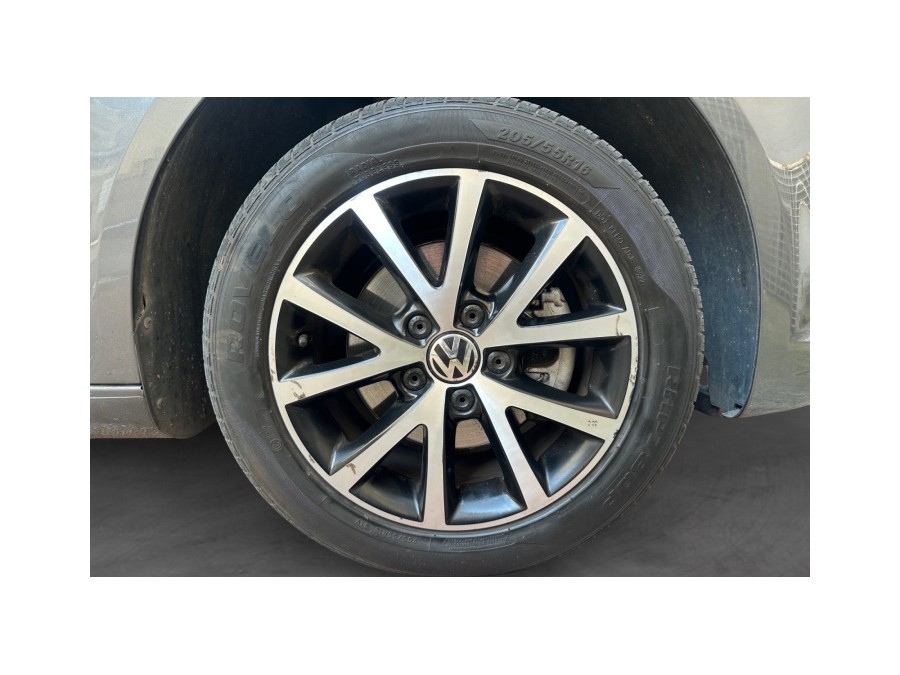 VOLKSWAGEN d'occasion TOURAN 1.2 TSI 105 BLUEMOTION DESIGN EDITION de